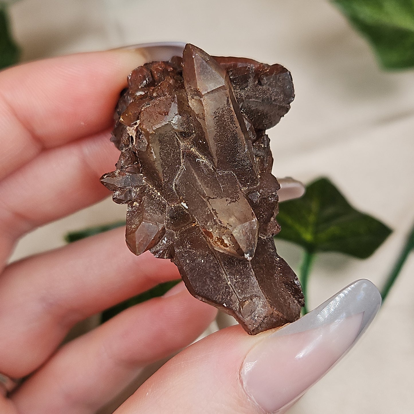 Hematoid quartz cluster