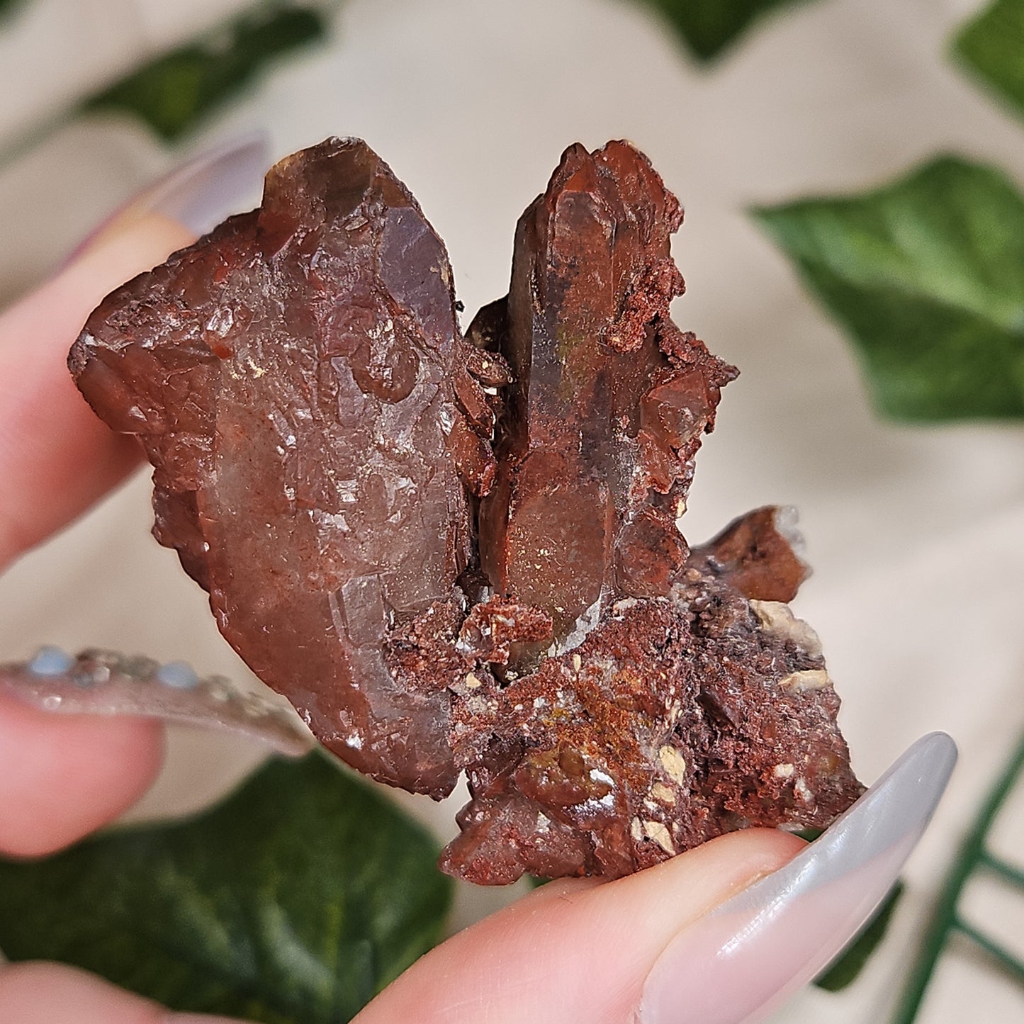 Hematoid quartz cluster