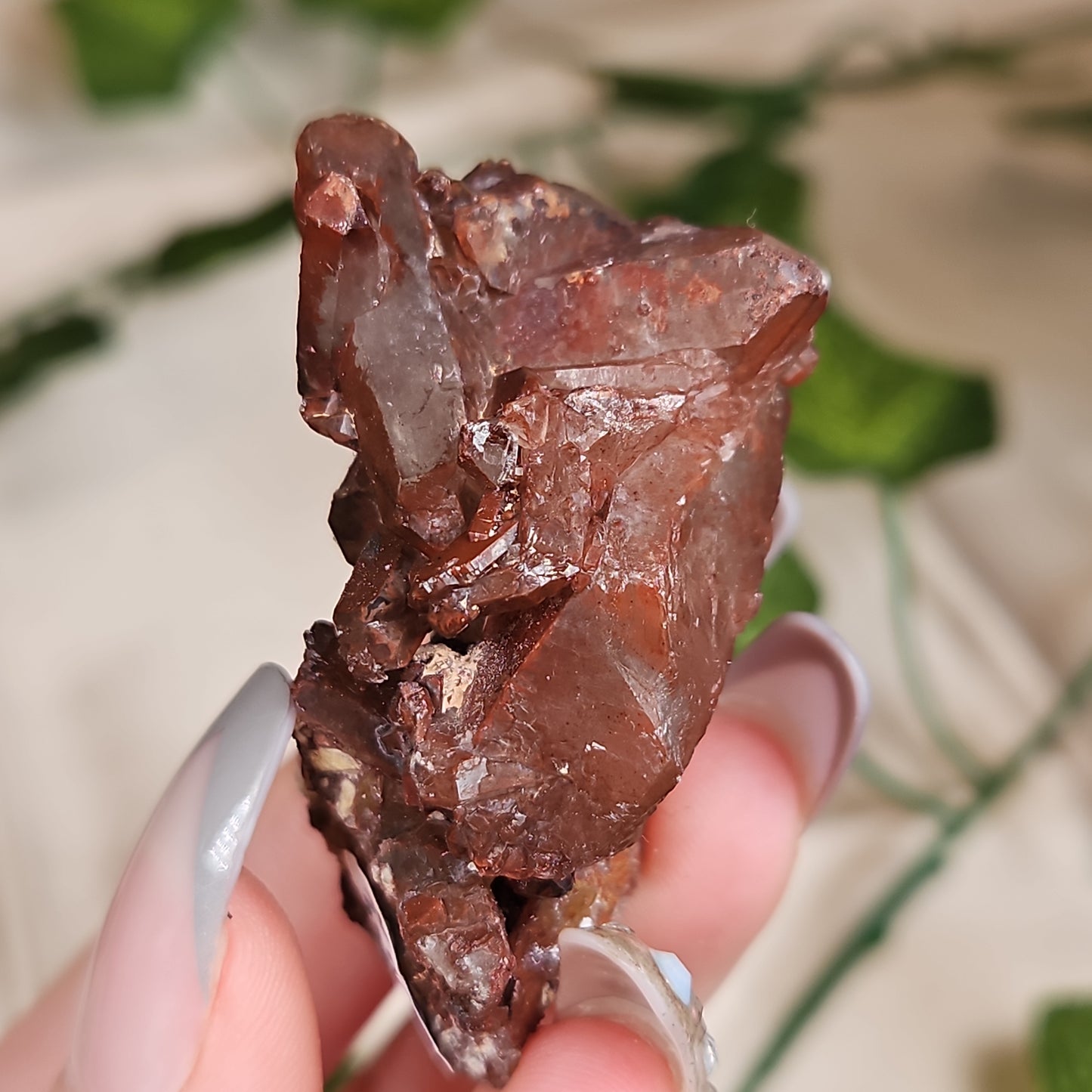 Hematoid quartz cluster