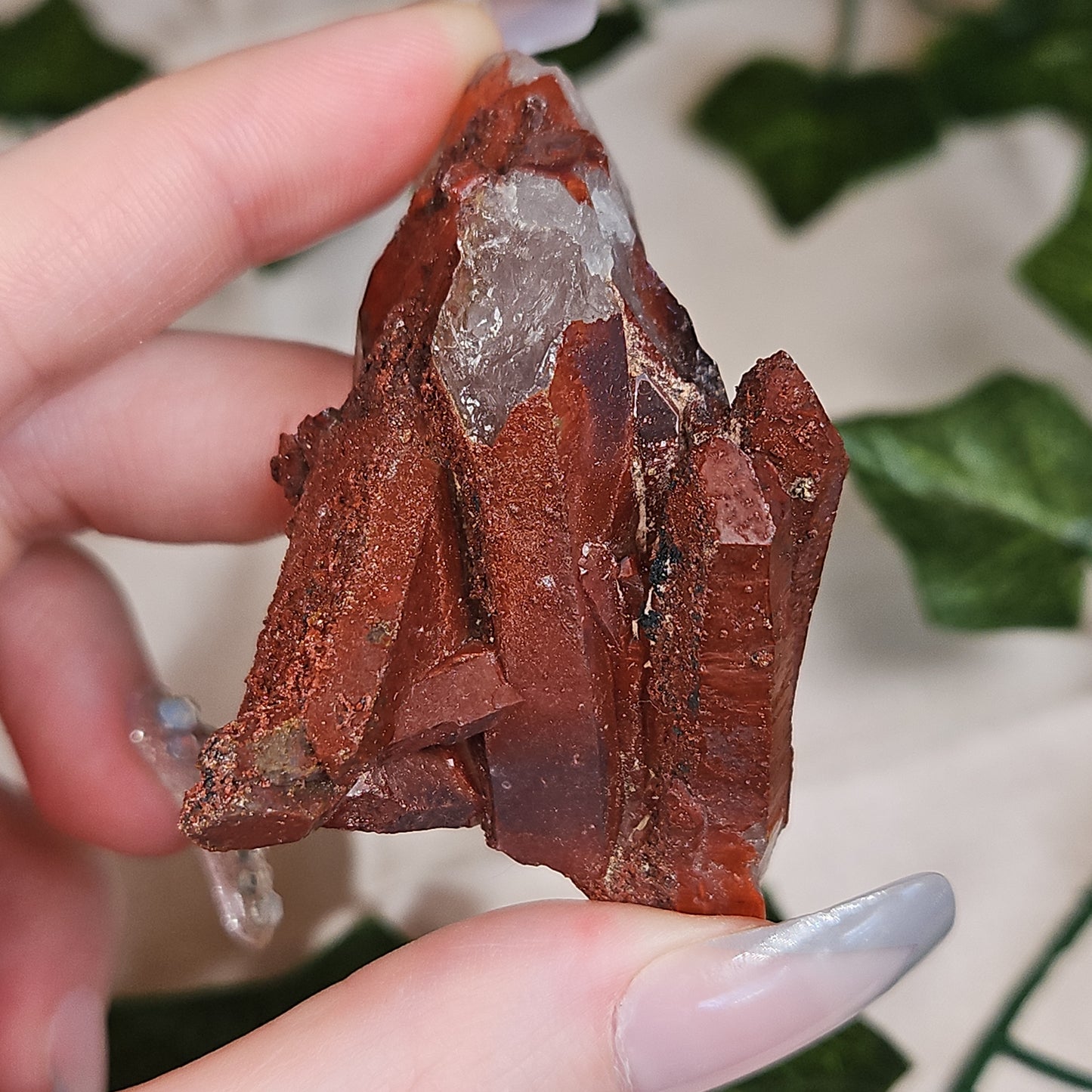 Hematoid quartz cluster