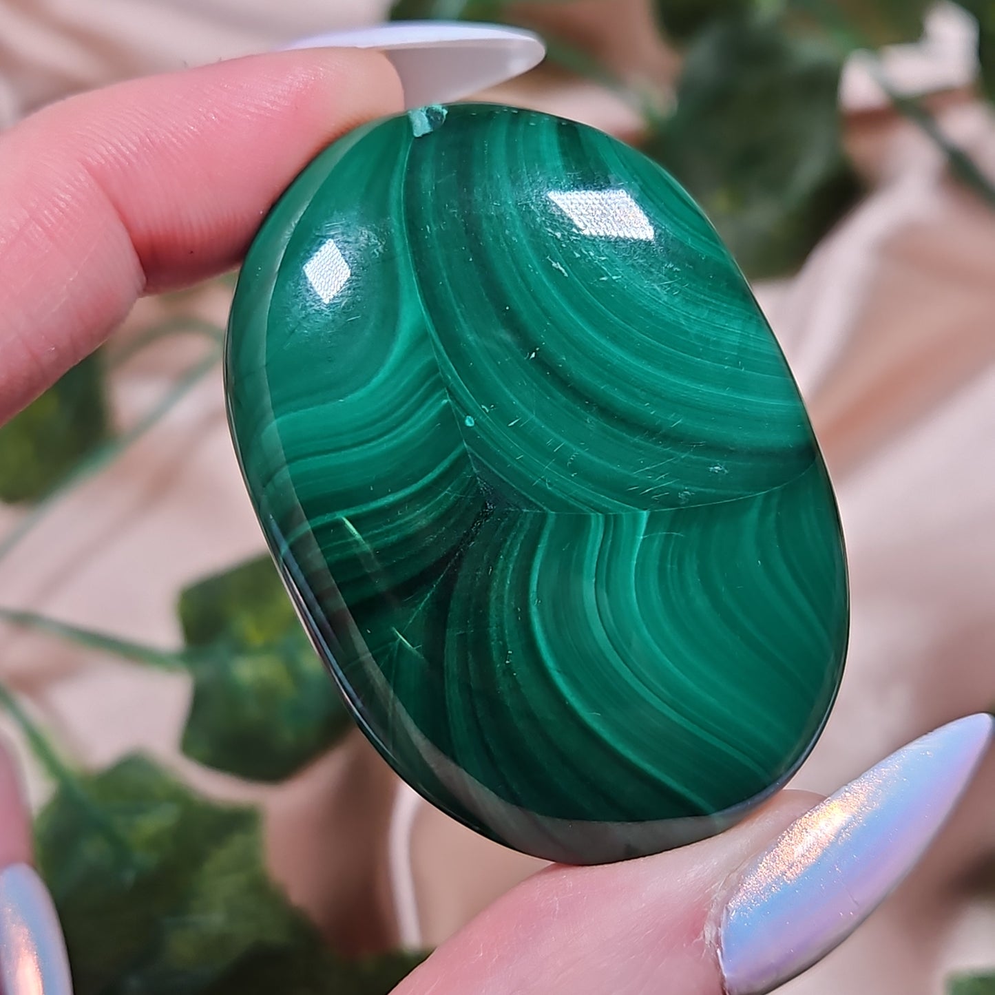 Malachite palmstone