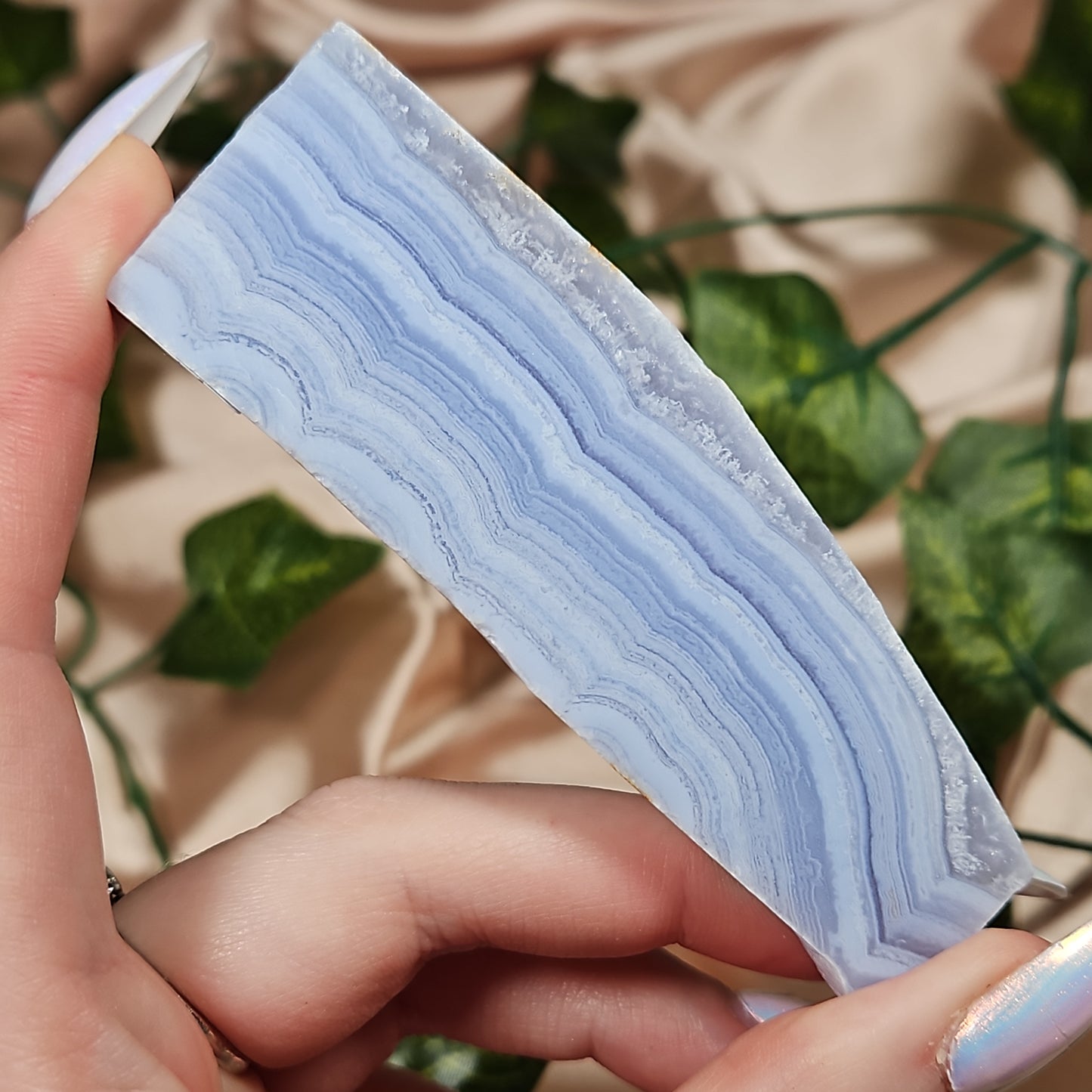 Self standing blue lace agate slab