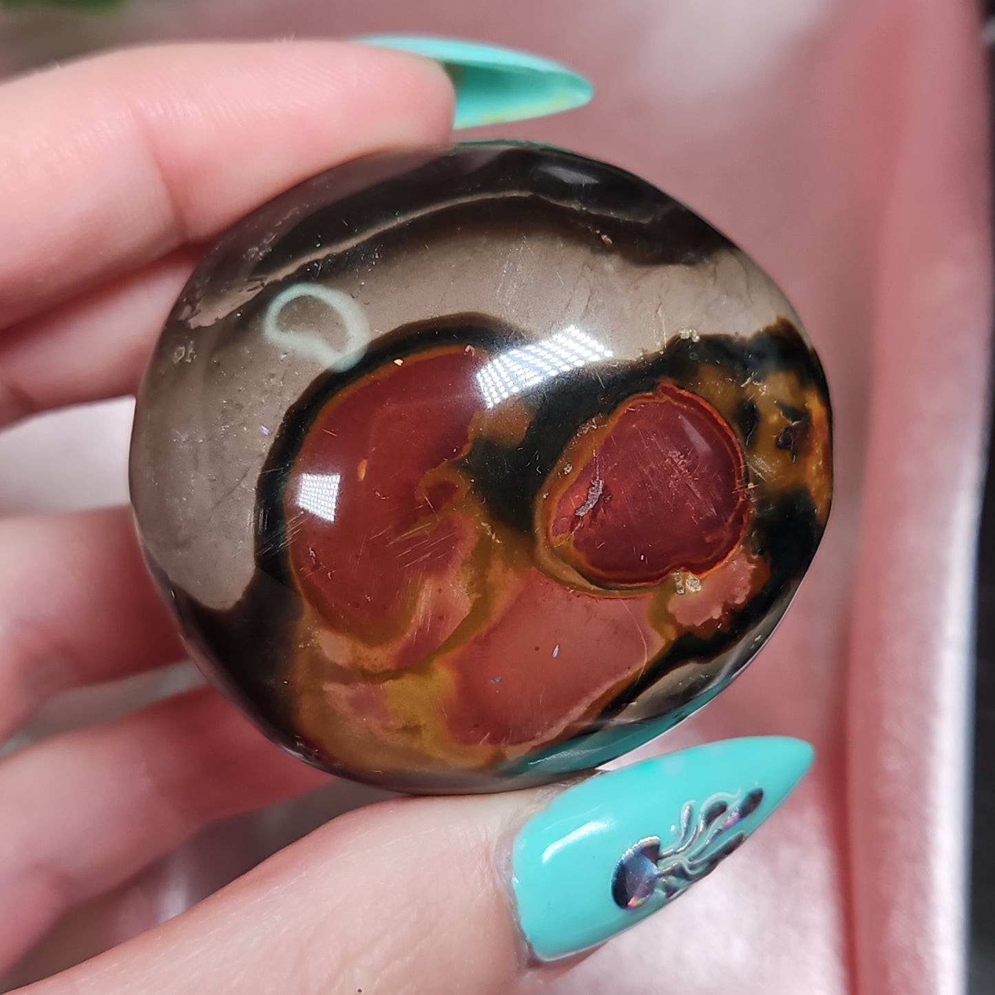 Polycchrome jasper palmstone