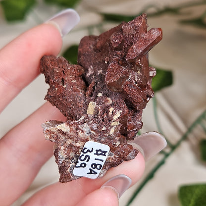 Hematoid quartz cluster