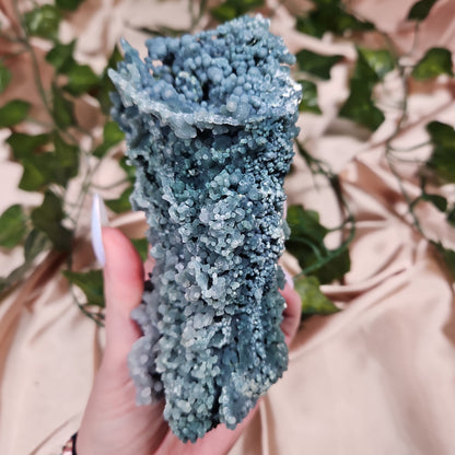 Grape agate 84