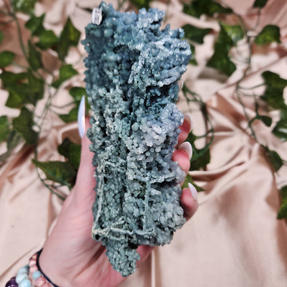 Grape agate 84