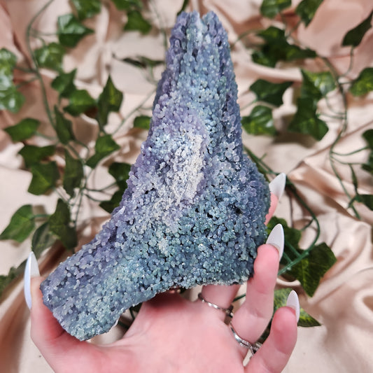 Grape agate 102