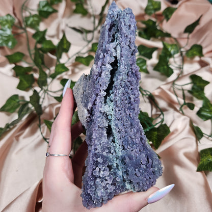 Grape agate 102