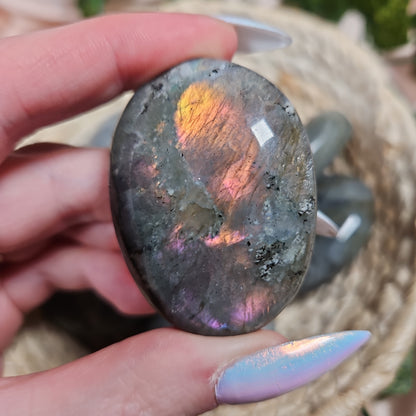 Purple/sunset labradorite palmstone