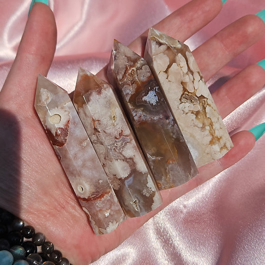 Flower agate tower