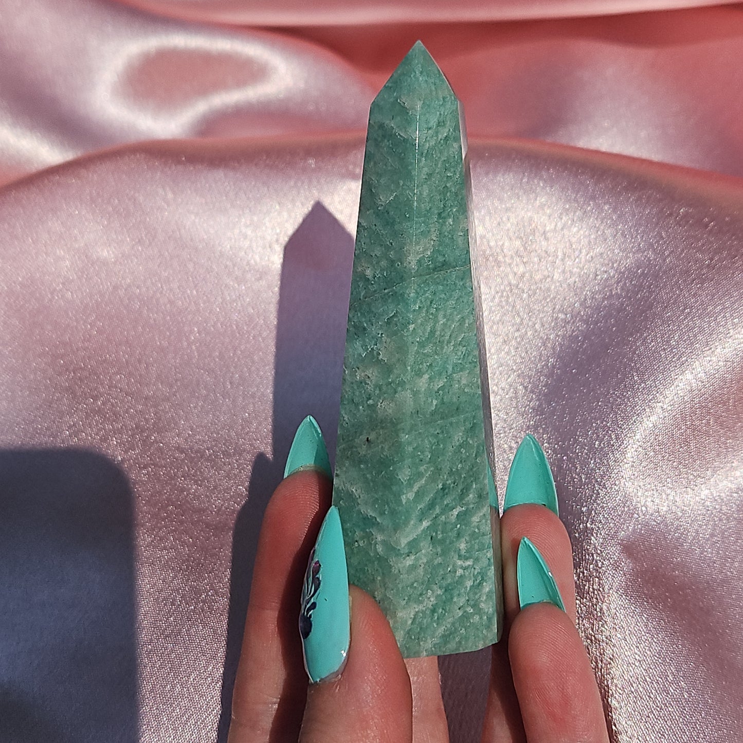 Amozonite obelisk