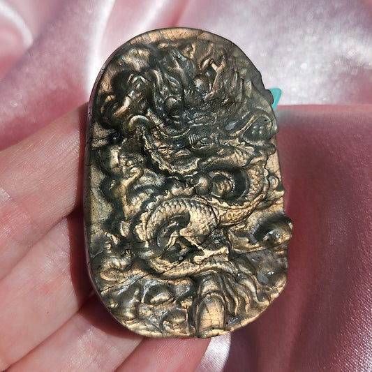 Labradorite dragon