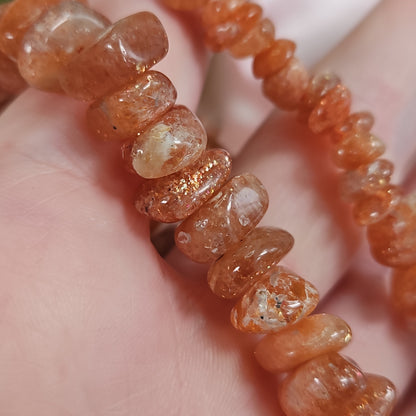 Sunstone chip bracelet