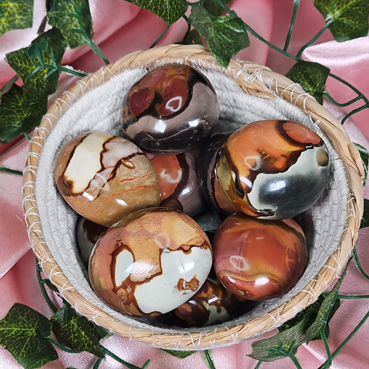 Polycchrome jasper palmstone