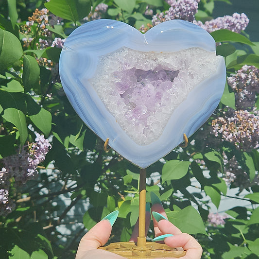 Druzy agate/amethyst heart on stand