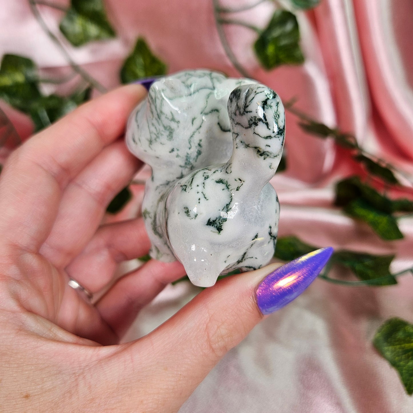Moss agate cat