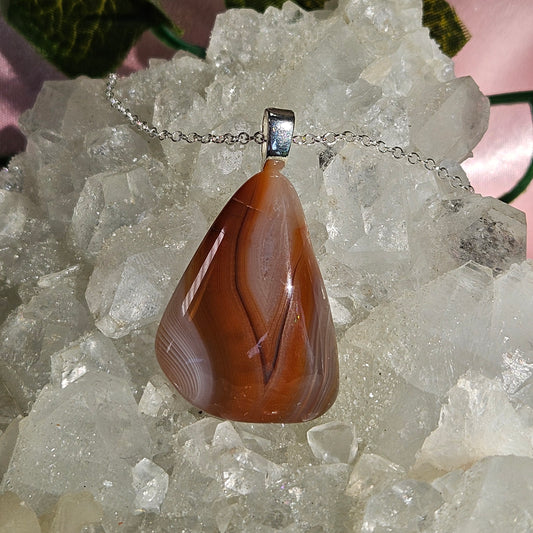 Lake superior agate pendent A