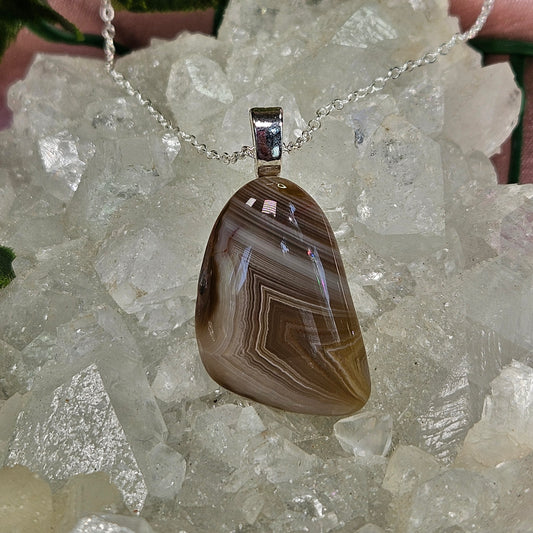 Lake superior agate pendent D
