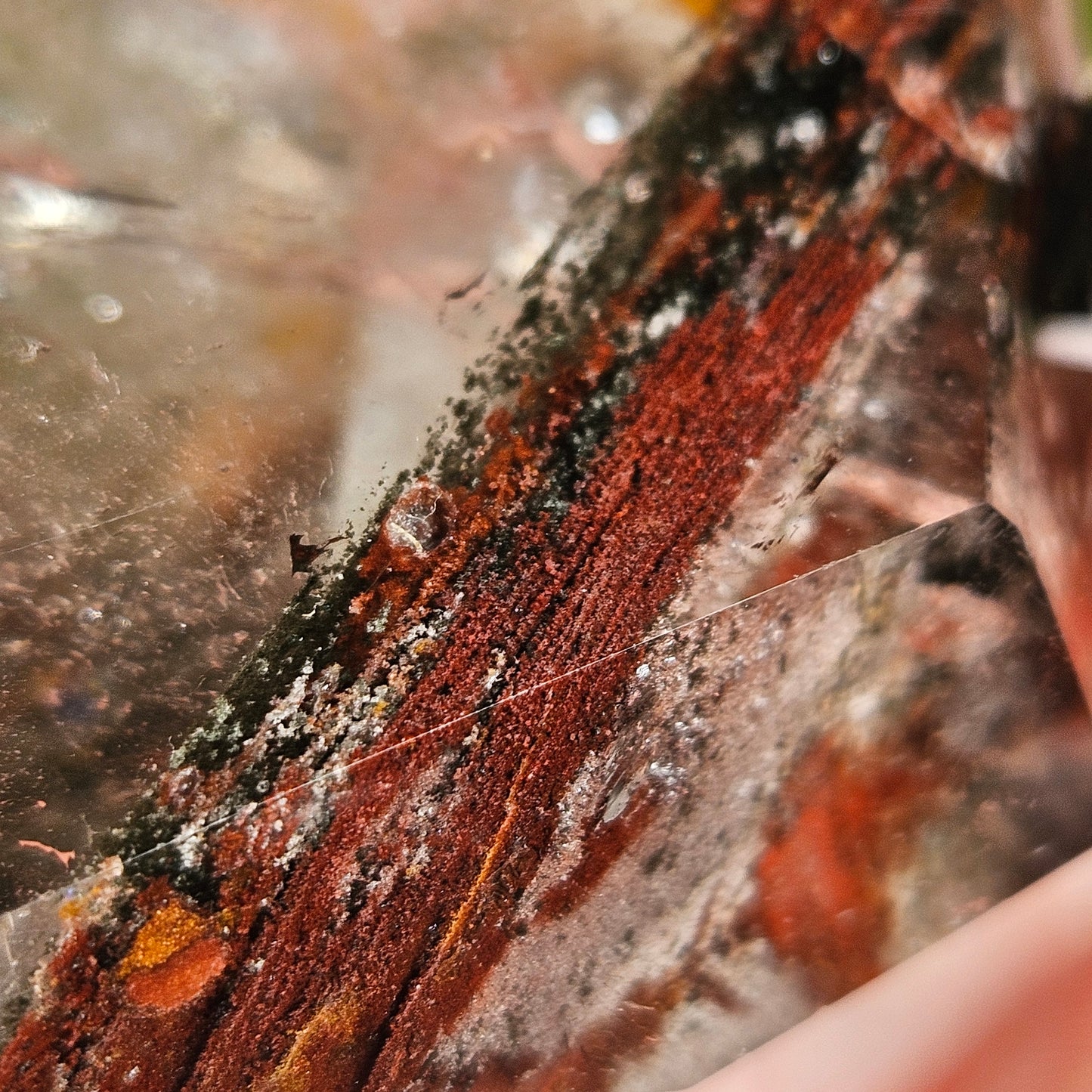 Garden quartz freeform