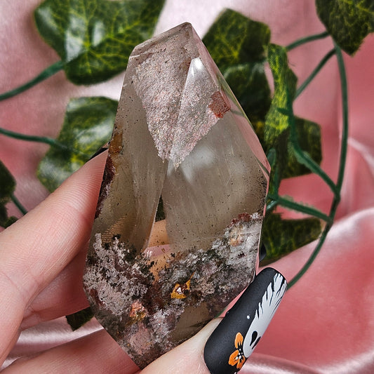 Garden quartz freeform