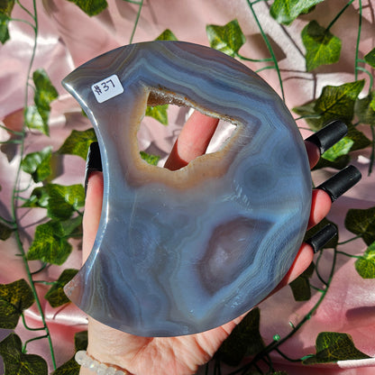 Druzy agate moon on stand