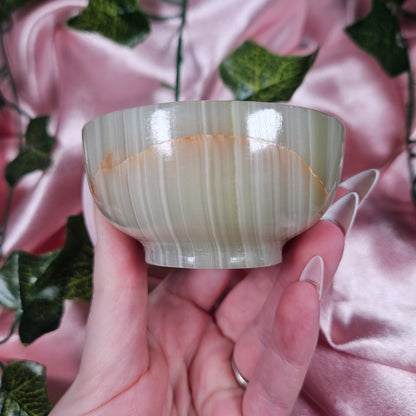 Banded green onyx trinket bowl