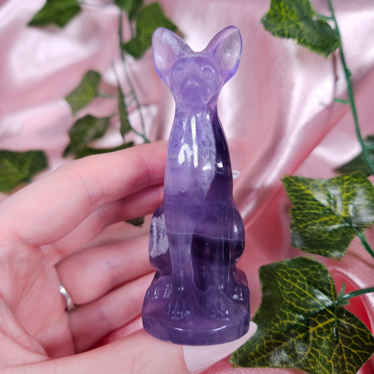 Fluorite sphinx cat