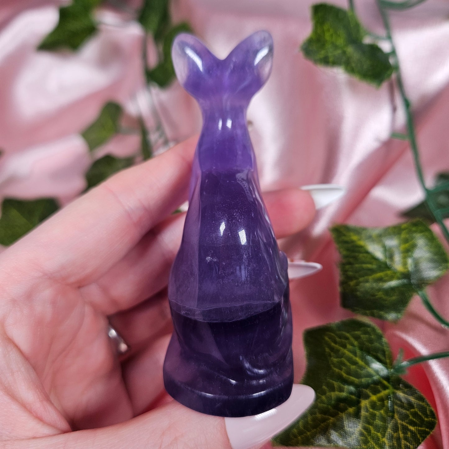 Fluorite sphinx cat