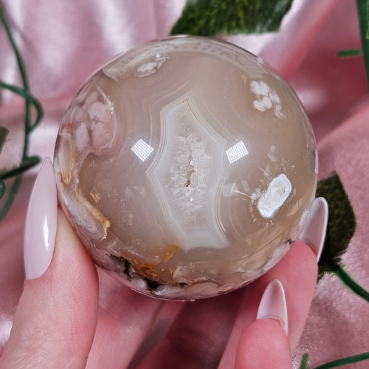 Flower agate sphere