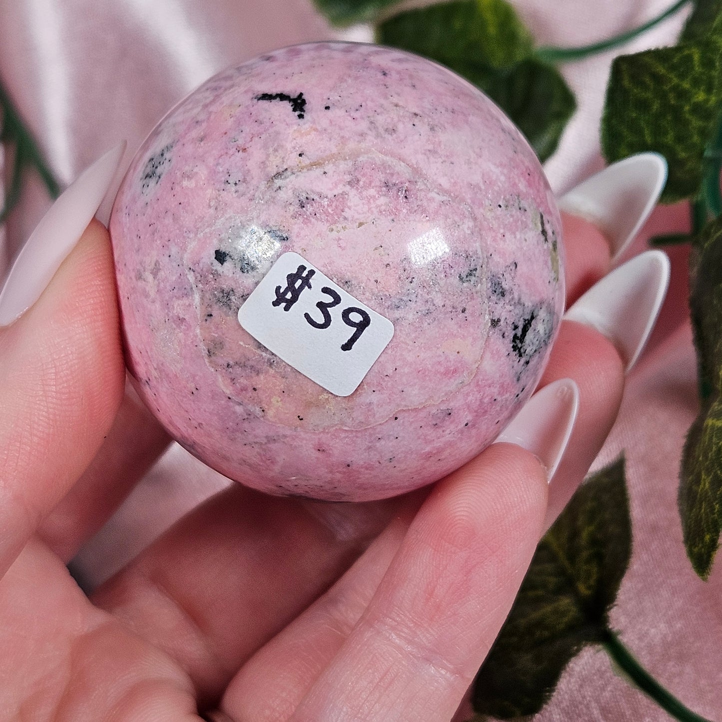 Peruvian bubble gun pink sphere