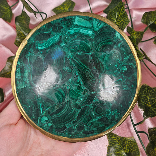 Malachite bowl