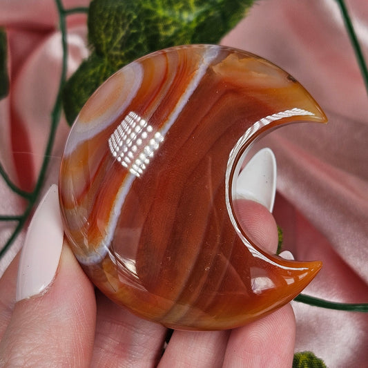 Carnelian moon