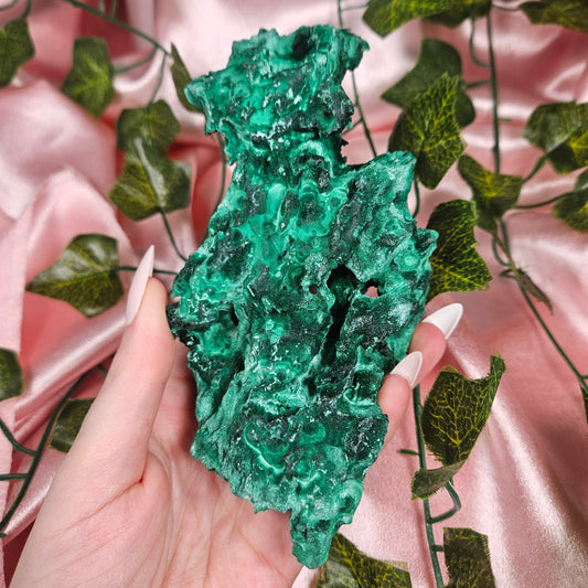 Fibrous malachite statment piece