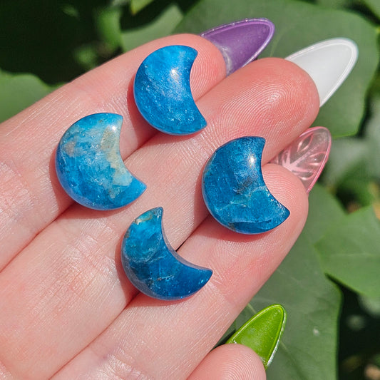 Mini blue apatite moon