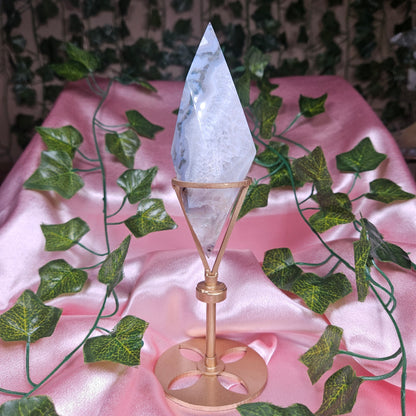Moss agate diamond on stand