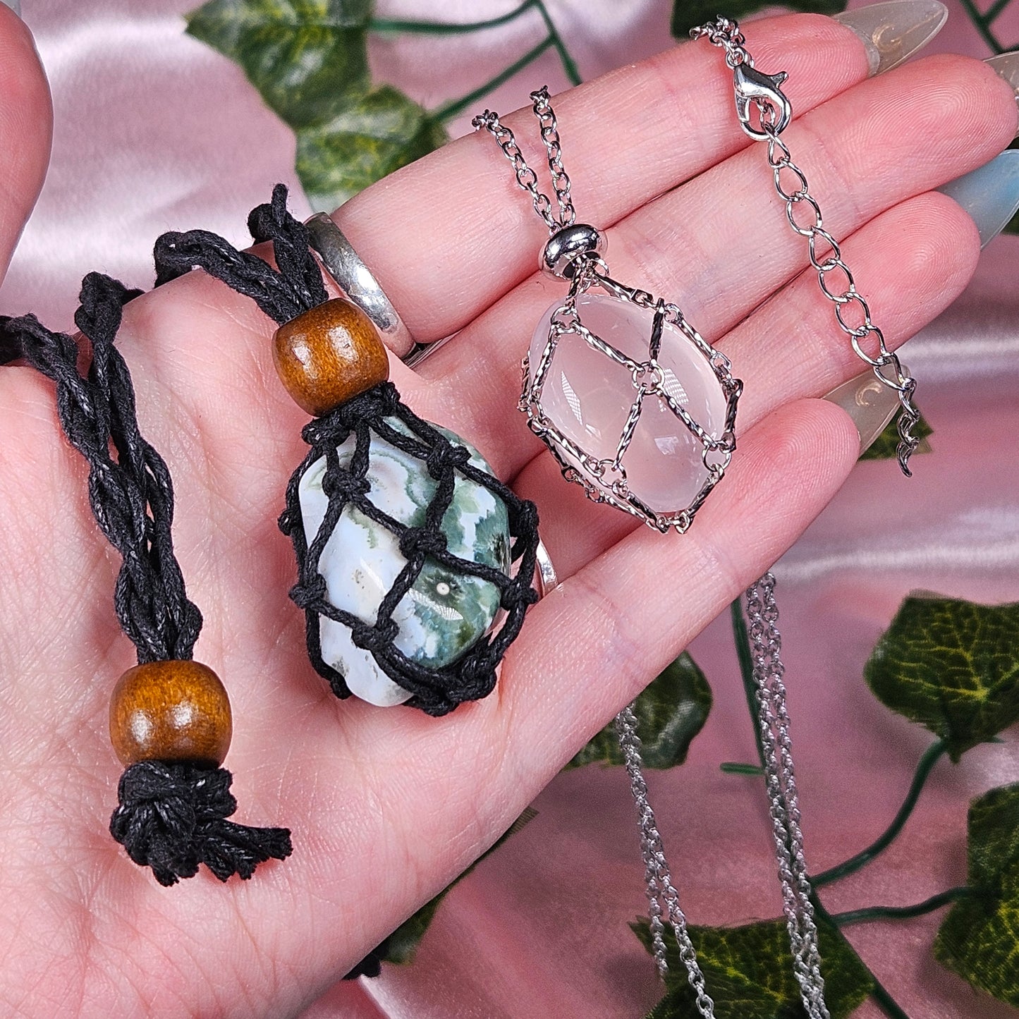 Interchangeable cage necklace