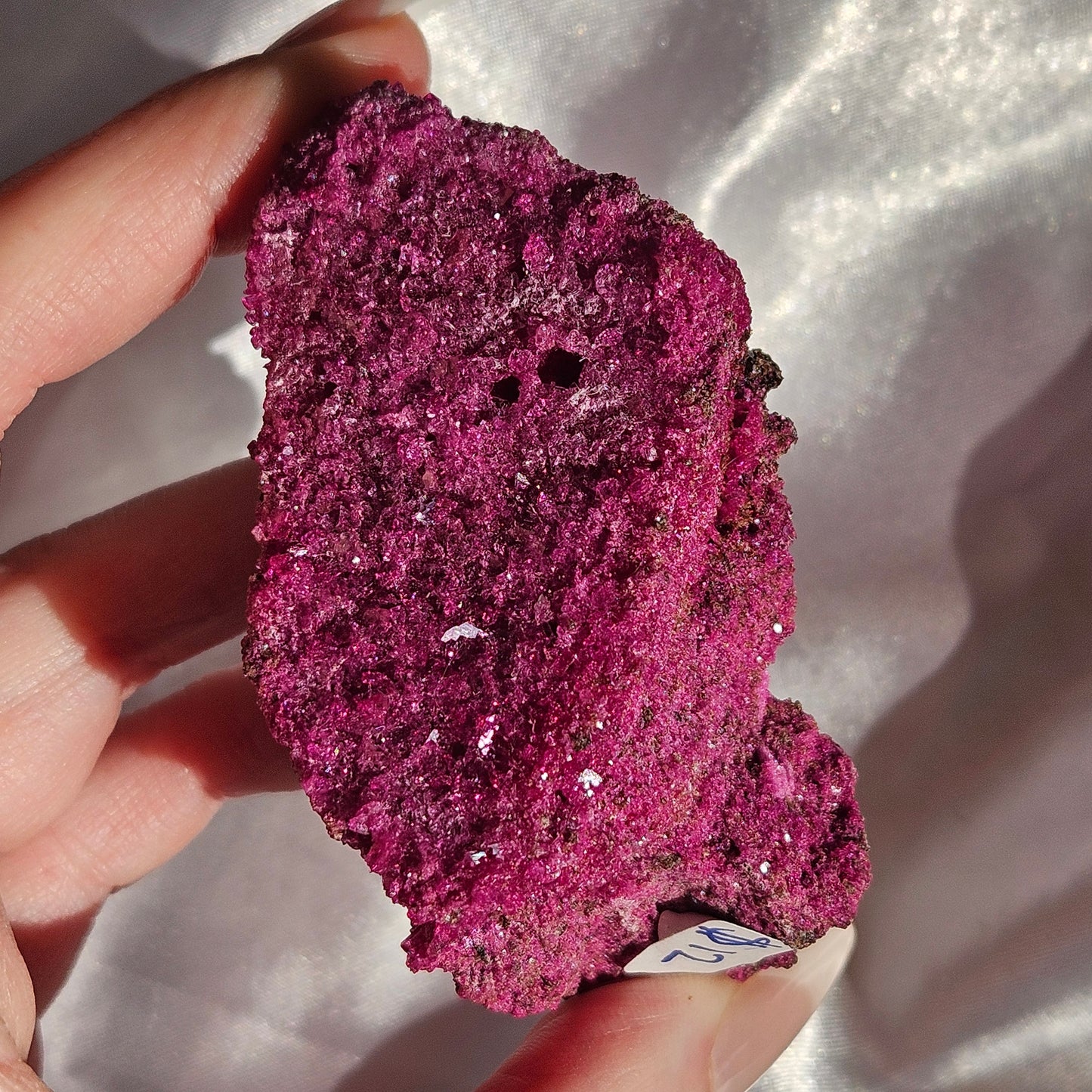 Uv reactive honeycomb ruby