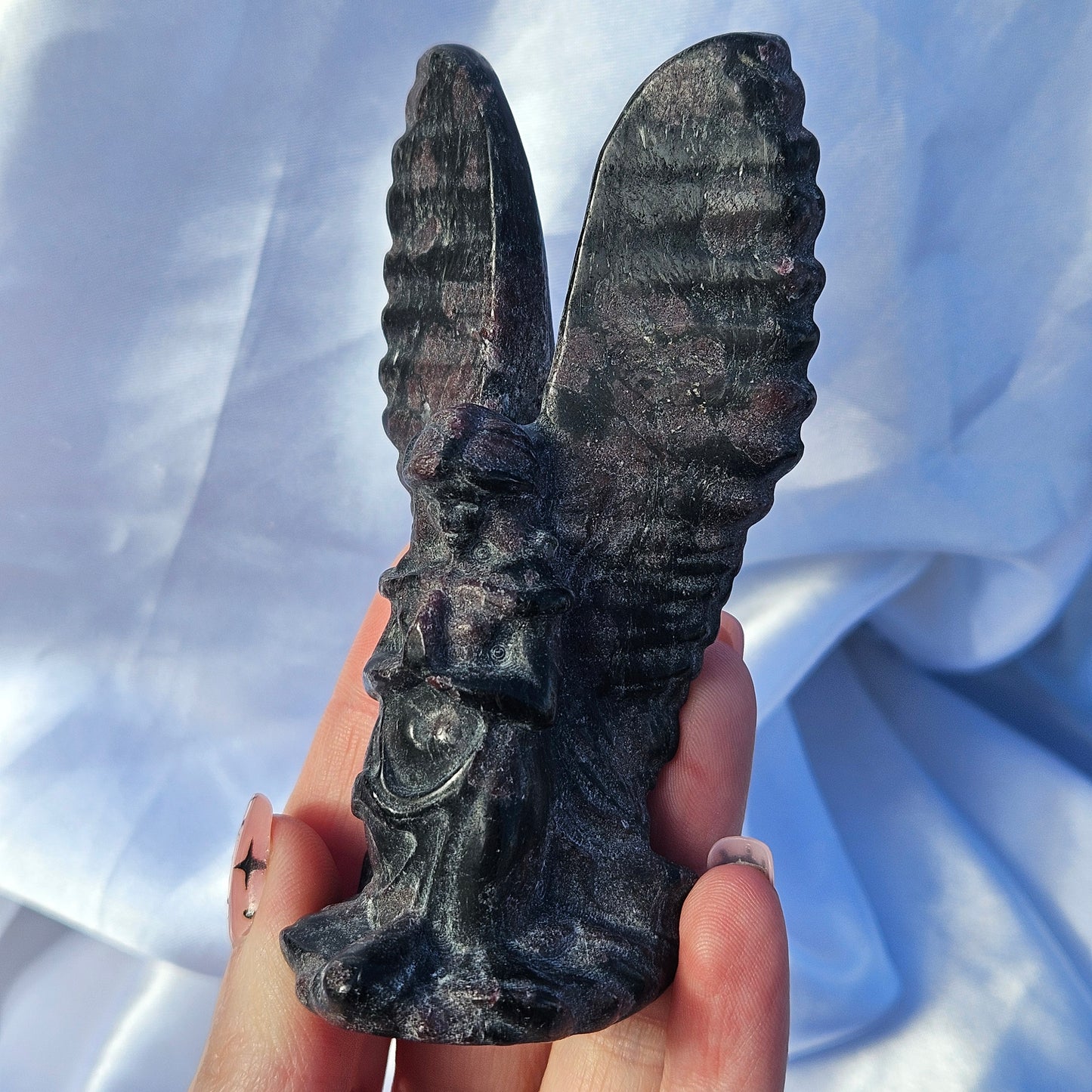 Garnet & arfvedsonite dark angel