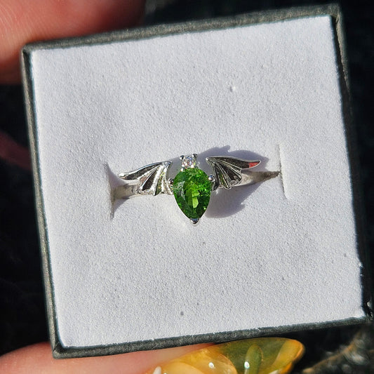 Diopside ring
