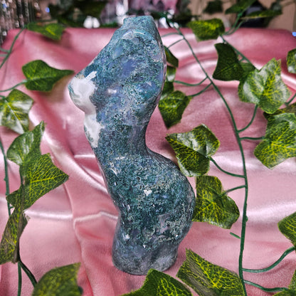 Moss agate statement godess body