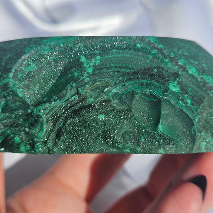 Half polish malachite slab