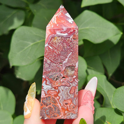 Mexican lace agate tower