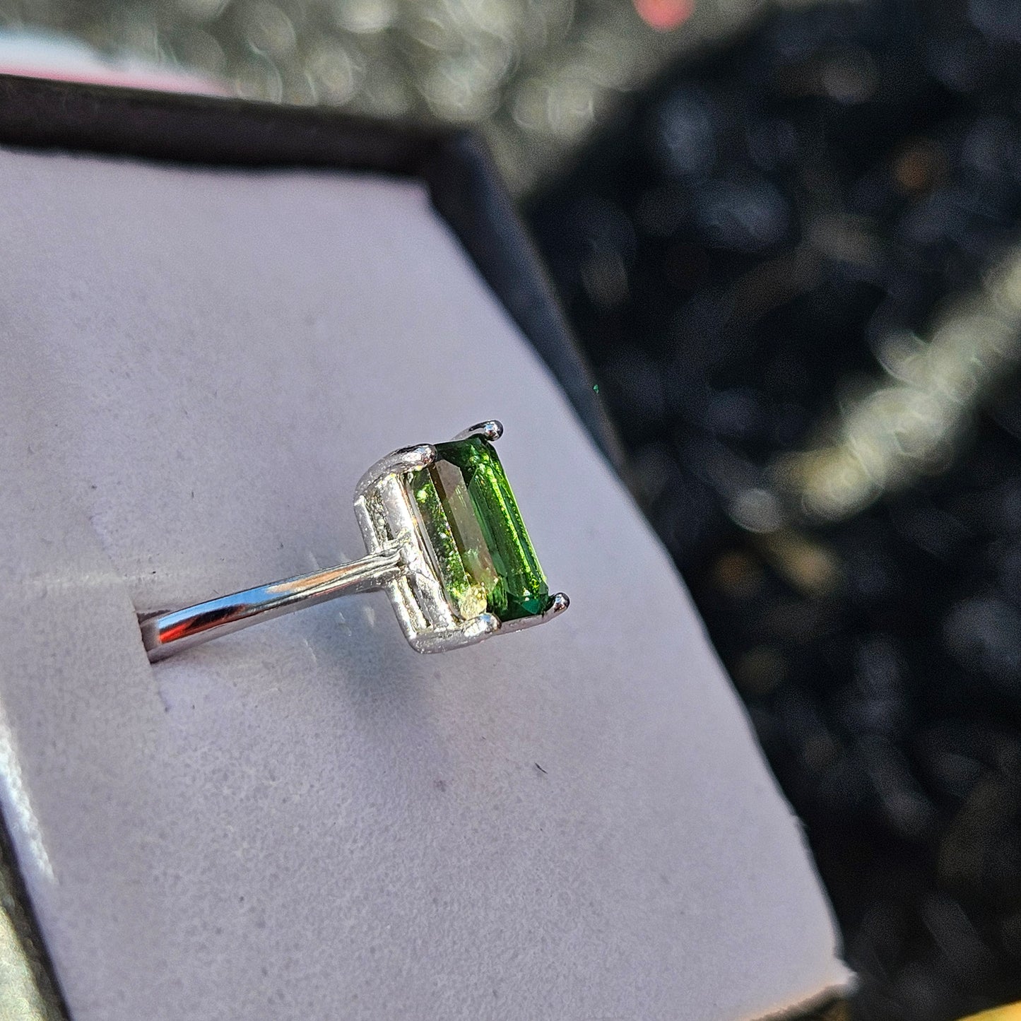 Diopside ring