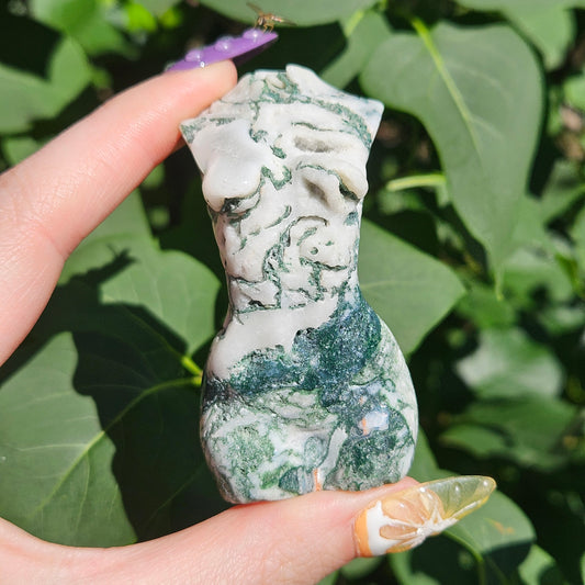 Moss agate goddess body