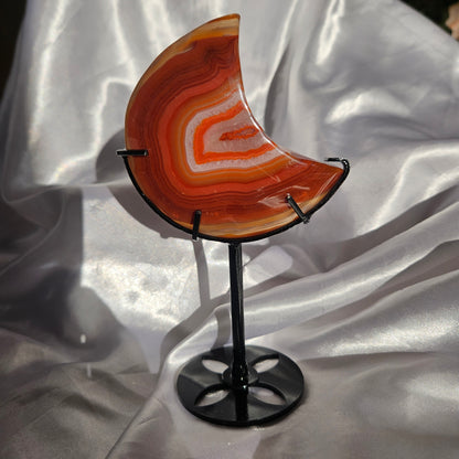 Carnelian moon on stand