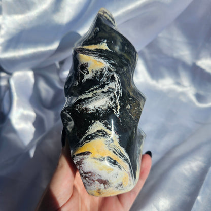 Ocean jasper flame