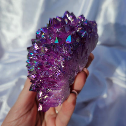 Aura quartz cluster