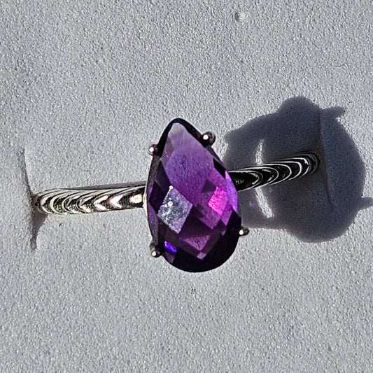 Amethyst faceted ring