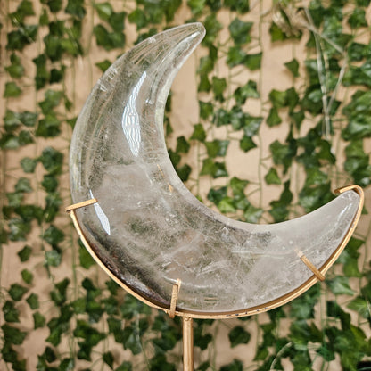 Garden quartz moon on stand
