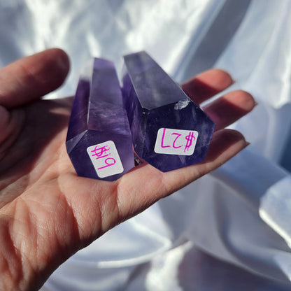 High quality purple fluorite tower